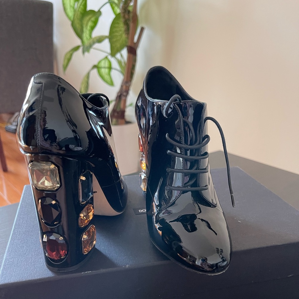 Dolce&Gabbana black boots.